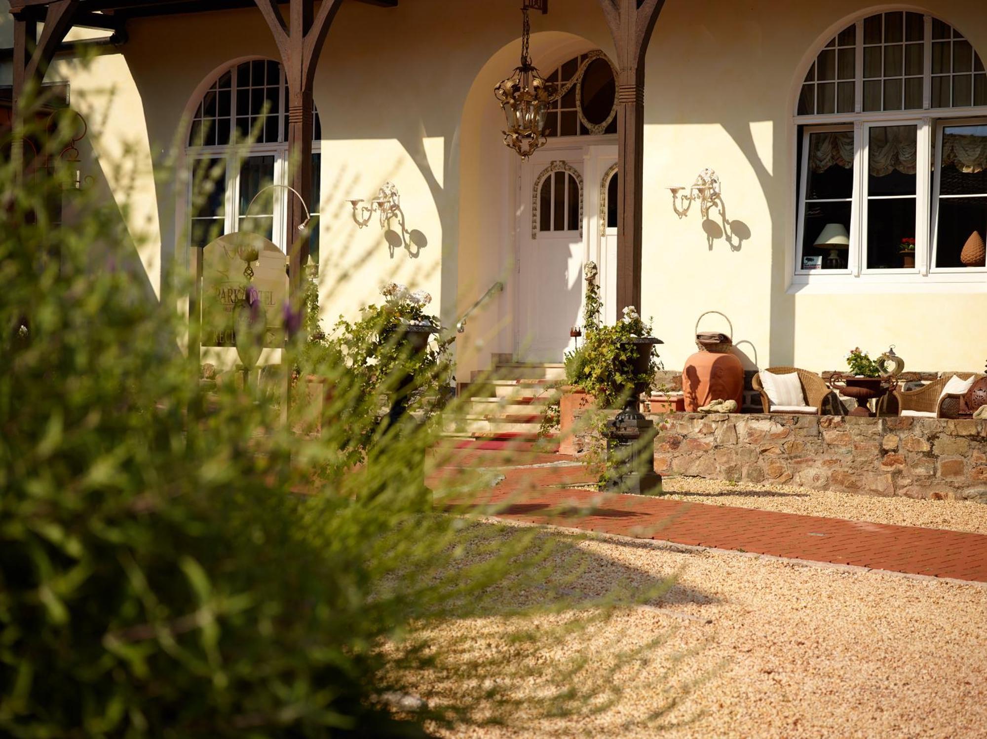 Park Villa Zentral Am Mittelrhein - Zimmer & Apartments Boppard Exterior foto